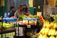 US economy teeters despite apparent resilience