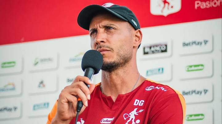 ¿Cómo le ha ido a David González enfrentando a Atlético Nacional?