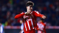 Golazo de Hormiga da triunfo a Chivas, que está cerca de Liguilla
