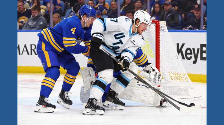 Clayton Keller's overtime goal gives Mammoth 2