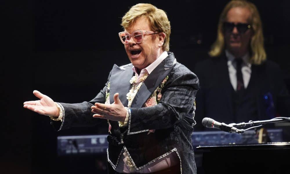 Norwegian presentará un espectáculo musical en homenaje a Elton John en nuevo crucero