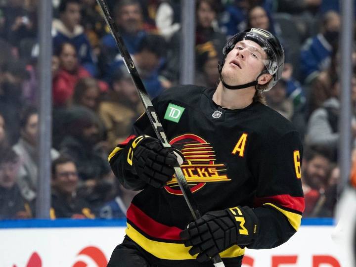 Canucks: Fan apathy is growing as losses mount, season in jeopardy