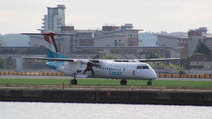 Europe's Longest Turboprop Flights: 800+ Mile Routes This December