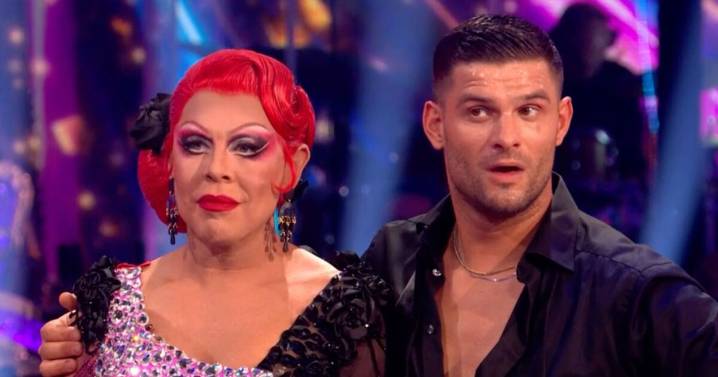 Strictly Come Dancing fans rage 'pointless' as La Voix withdraws from show 