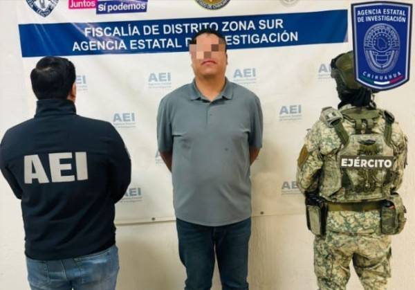 Golpeó a una persona para robarle una esclava de oro