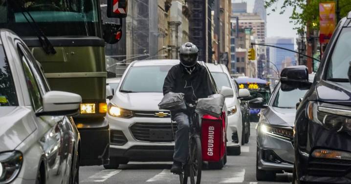 Gig workers, young adults could face sharp premium hikes if ACA subsidies expire