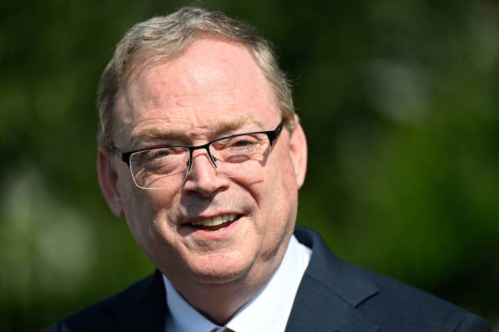 Top Trump adviser gets brutal fact check while touting Walmart’s Thanksgiving package