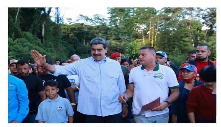 Maduro: La democracia nueva no puede imitar ningún modelo del mundo