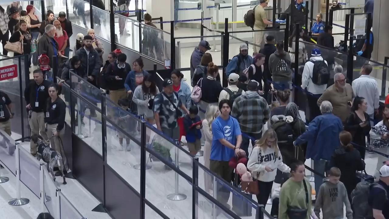 Americans hit the skies for Thanksgiving with forecasts pointing to busiest holiday travel in years