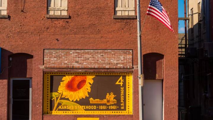 Abilene seeks sponsors for flags ahead of America 250