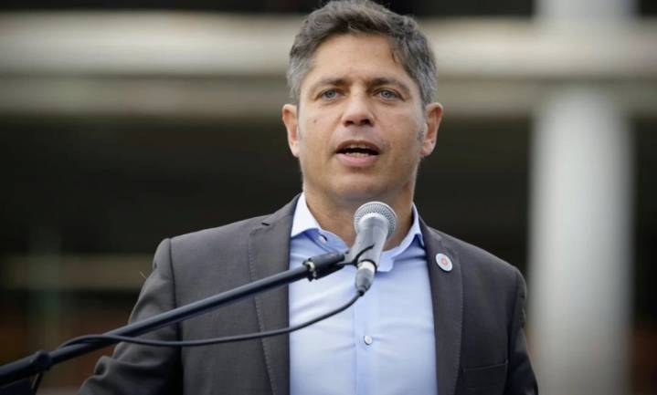 Kicillof denunció un "gesto antidemocrático" del Presidente