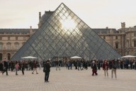 La Fiscalía de París confirma un total de cuatro nuevas detenciones por el robo del Louvre