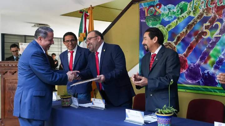 Facultad de Biología de la UMSNH celebra su aniversario con reacreditación de su programa