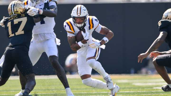 LSU football WR Nic Anderson carted off with injury against Alabama