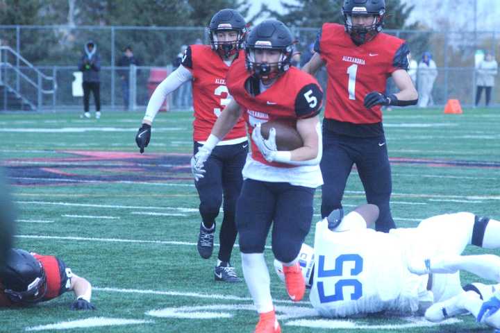 Football: Spring Lake Park's goal-line stop ends Alexandria's season in Class 5A quarterfinals