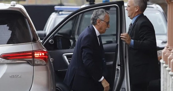 Fentanilo contaminado: Lugones no irá y sí asistirá la Anmat