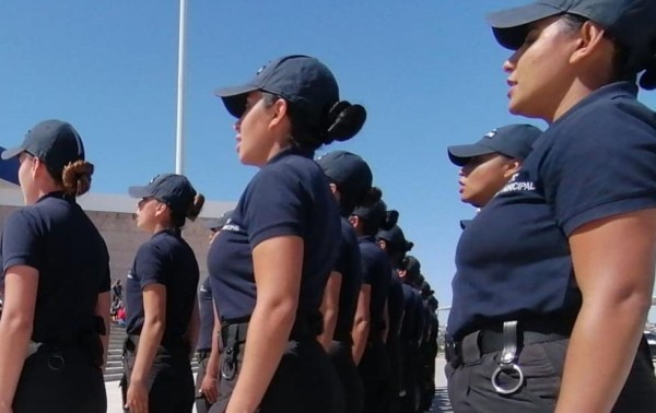 Resguardarán 350 policías la temporada de compras