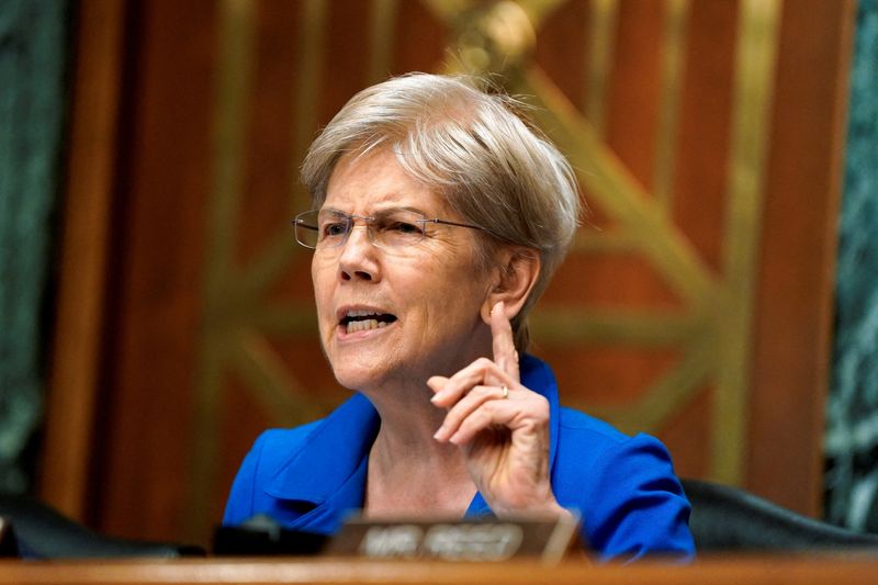 US senator challenges defense industry on right-to-repair opposition as funding talks continue