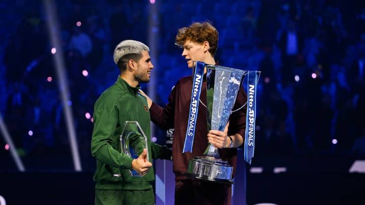 Jannik Sinner se atreve con el castellano tras ganar la Copa de Maestros: "La rivalidad con Carlos es muy importante"