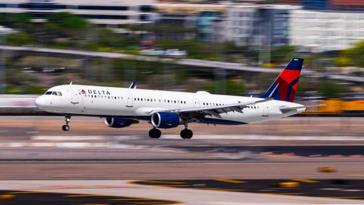 Delta Air Lines Apologizes After Pilots Make Wise Choice To Avoid The Atlantic Due To Emergency En Route To Minneapolis