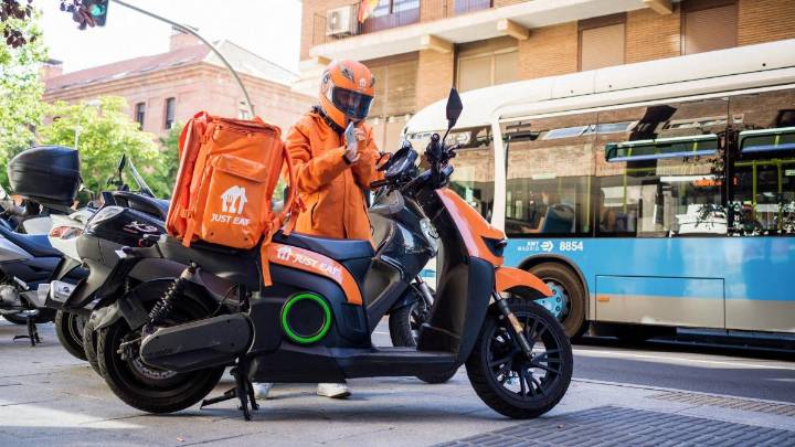 Examen de las condiciones laborales de las plataformas: solo Just Eat aprueba