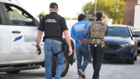 Juez en EE.UU. ordenó liberar a migrantes arrestados en redadas en Chicago