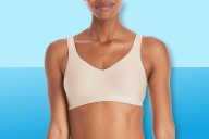 This $13 Hanes Wireless Bra Comfortably Supports My 38DD Chest