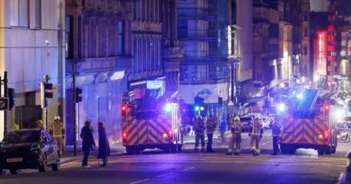 Glasgow fire: H&M store evacuated as 'explosions' heard in city centre