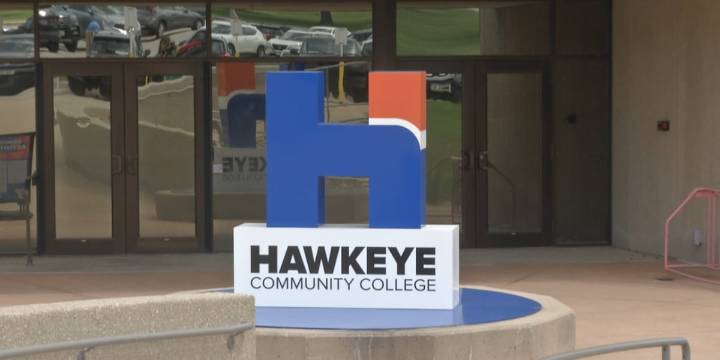 Hawkeye Community College partners with Arizona State University transfer program