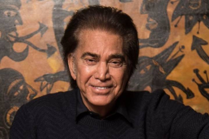 Bajaron de un vuelo de American Airlines al Puma Rodríguez tras un altercado con la tripulación