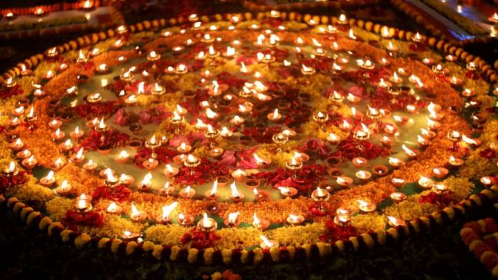 Dev Diwali 2025: 5 Rare Yogas Formed Today — Know Puja Vidhi, Auspicious Time And Lamp Rituals