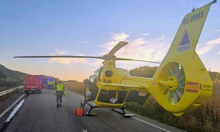Herido grave un joven en un choque entre un camión y un turismo en Binaced (Huesca)