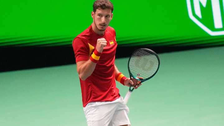 La paciencia de Carreño desborda a Struff y deja a España a una victoria de la final de la Davis