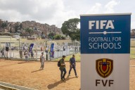 Venezuela implementa programa de la FIFA ‘Fútbol para las escuelas’ en...