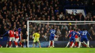 Ten-man Chelsea hold off Arsenal in tetchy 1