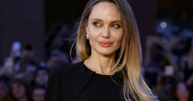 Angelina Jolie visits Ukraine's frontline city Kherson
