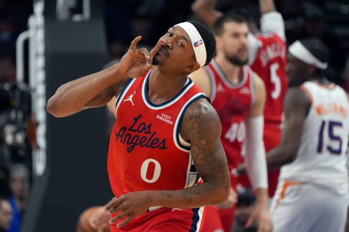 Clippers' Bradley Beal out for the season with hip fracture, will have surgery