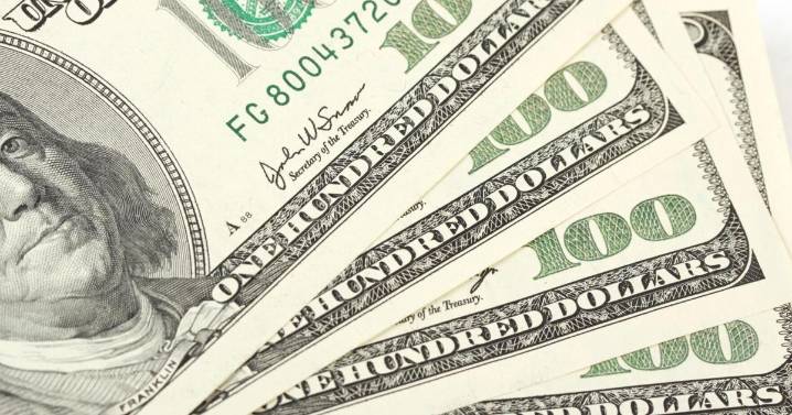 Statesville NC man wins big on scratch