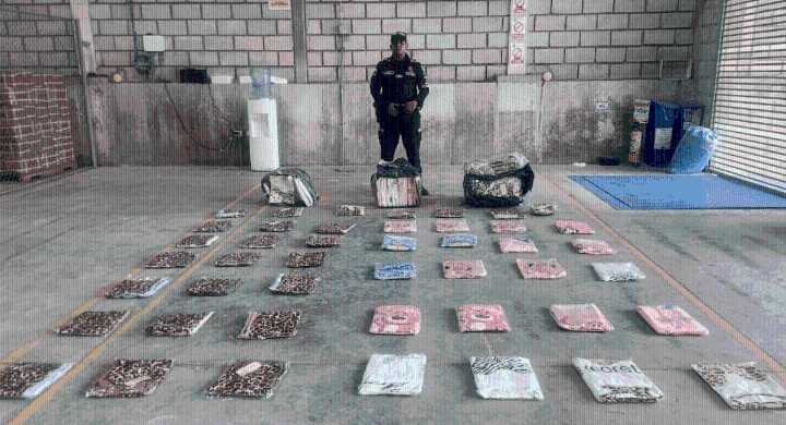 Golpe al contrabando en el Magdalena: incautan mercancía valorada en más de $430 millones Los operativos se realizaron en la 'Ye' de Ciénaga y el sector de Las Tinajas, donde fueron aprehendidas más d