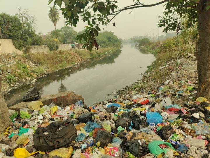 Unplanned growth, toxic drain mar Amritsar’s historic village