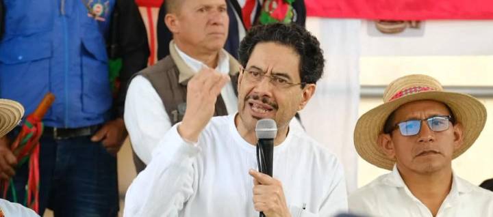 Registraduría habría cerrado la puerta Iván Cepeda a participar en el Frente Amplio