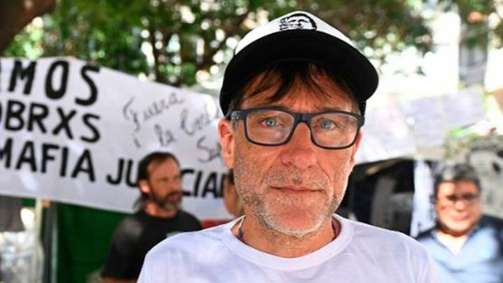 Crudo relato del padre Paco Olveira: "Le tomé el pulso a una persona y estaba sin vida"