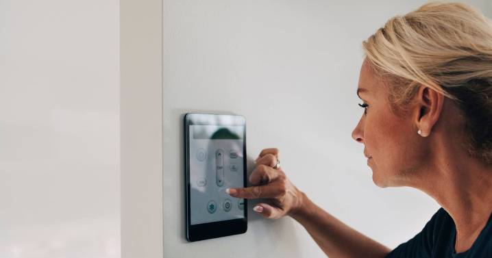 'Three simple updates' cut energy bills and 'lock in warmth'