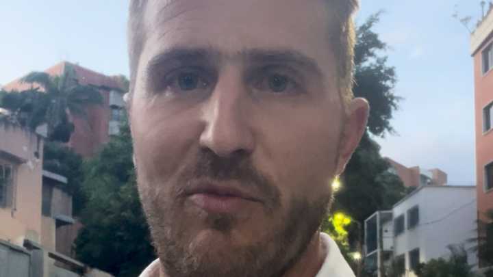 Venezuela mobilizes forces as largest US warship enters region