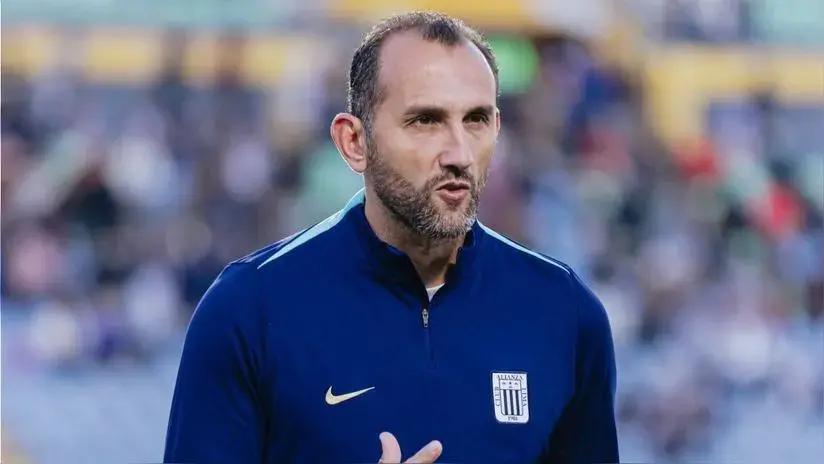 Hernán Barcos confirmó que aún no renueva con Alianza Lima: "Hay que esperar que termine el campeonato"