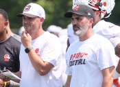Browns’ Kevin Stefanski turns play-calling over to offensive coordinator Tommy Rees