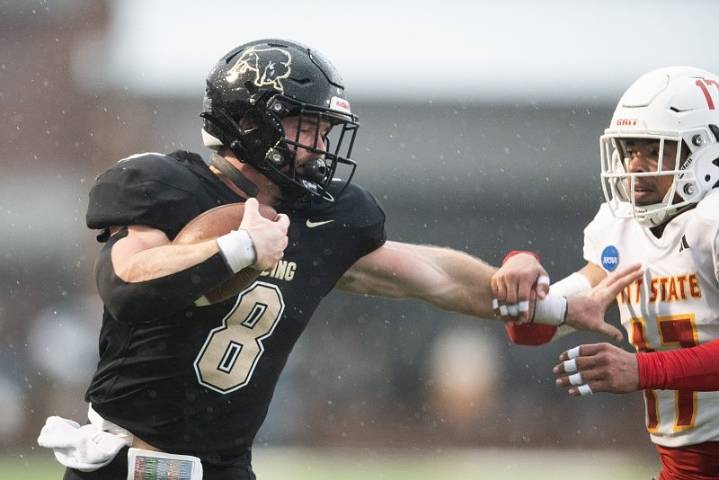 Harding pounds Pittsburg State, advances to Division II quarterfinals