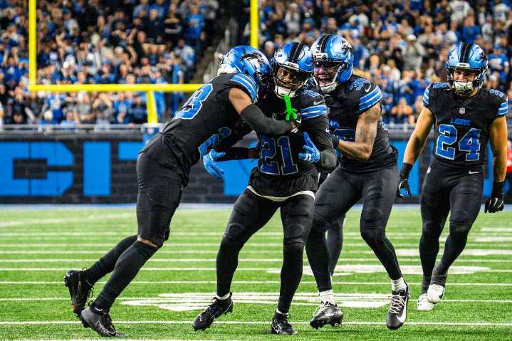 Lions add CB to injury report as starting TE misses second straight practice