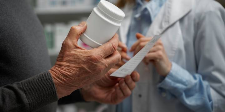 Defensoría del Pueblo expuso las graves barreras de acceso a medicamentos que enfrentan miles de pacientes en Colombia