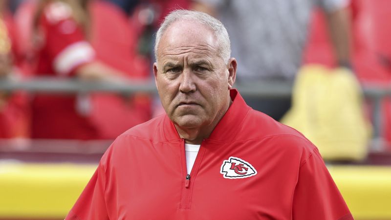 President Trump ‘doesn’t even know what he’s looking at’ on NFL kickoffs, says Chiefs assistant